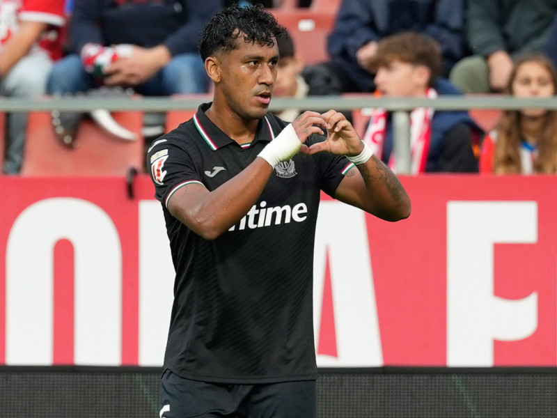 Renato Tapia ha marcado su primer gol en LaLiga en Montilivi.